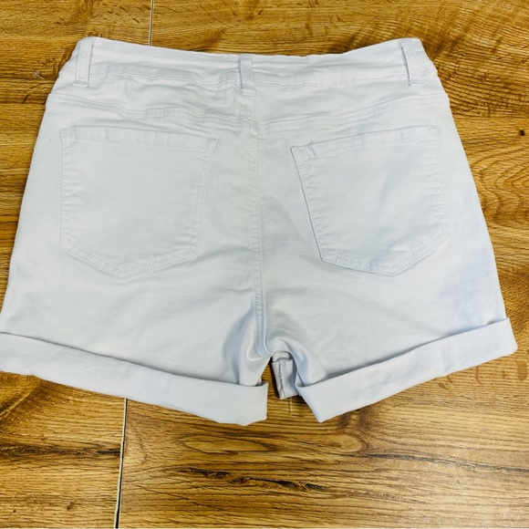 Vintage Violet Short - Picture 2 of 5